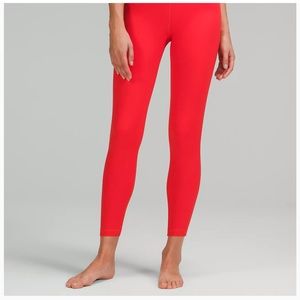 NWT LULULEMON ALIGN LEGGINGS SIZE 4